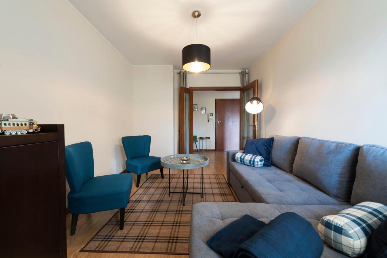 Lovelystay - Homey Feeling Flat W/ Free Parking Apartamento Oporto